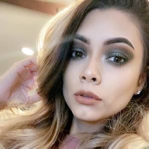 Meet your Posher, Araceli